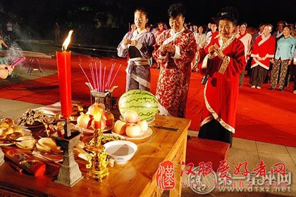 中秋祭月流程